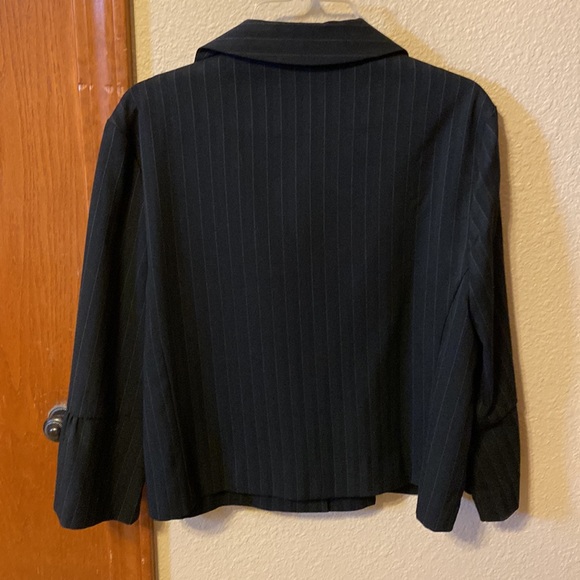 BCX light weight 3 button jacket - Picture 5 of 6